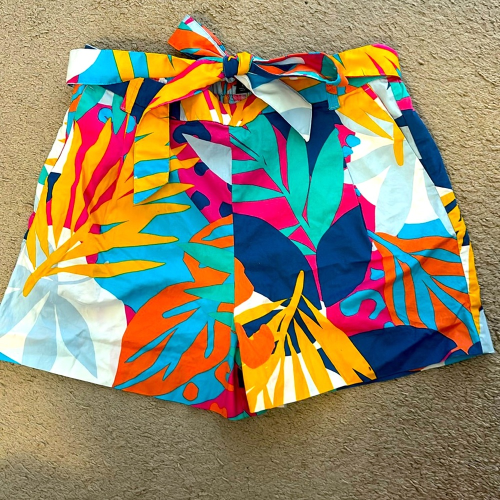 Tropical J Crew High Rise Shorts with tie - 6